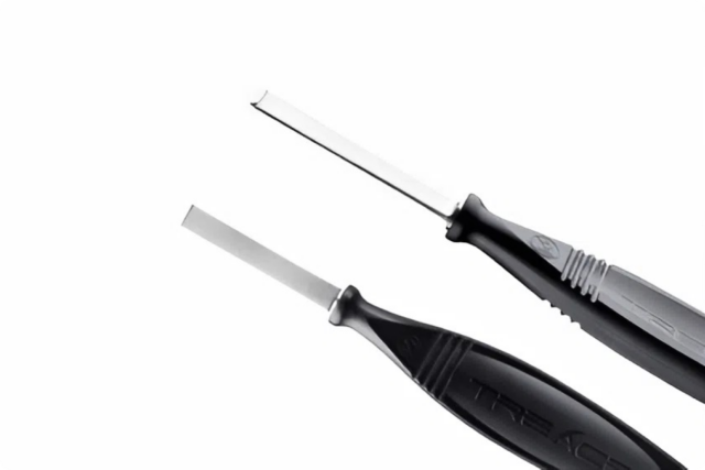 Two precision blade sculpting tools with black ergonomic handles on a white background.